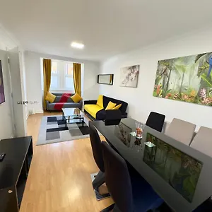leyton-stratford-london-excel-apartment.cambridgehotelsuk.com/